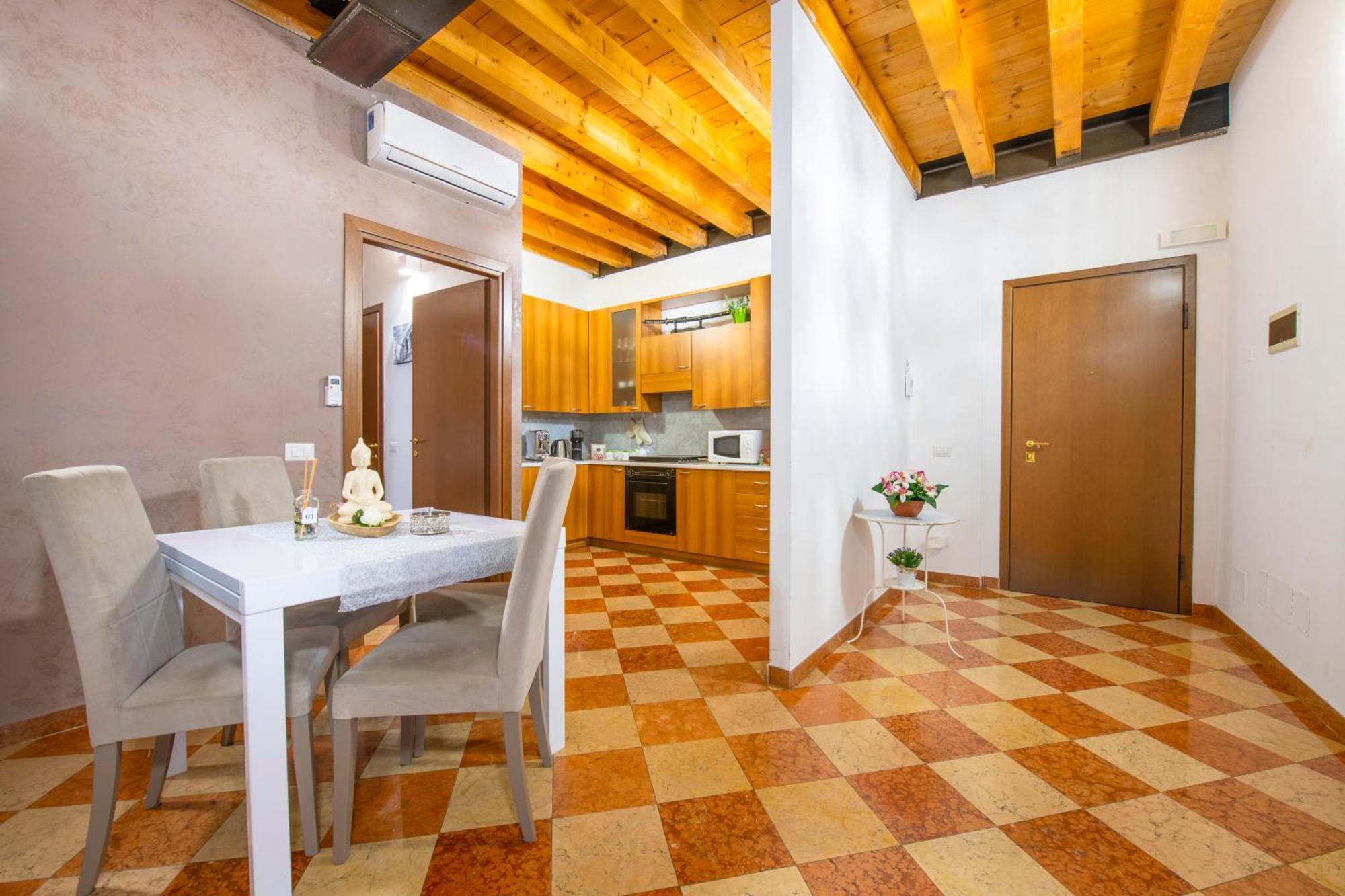 Arena Suite Mazzini Верона Экстерьер фото